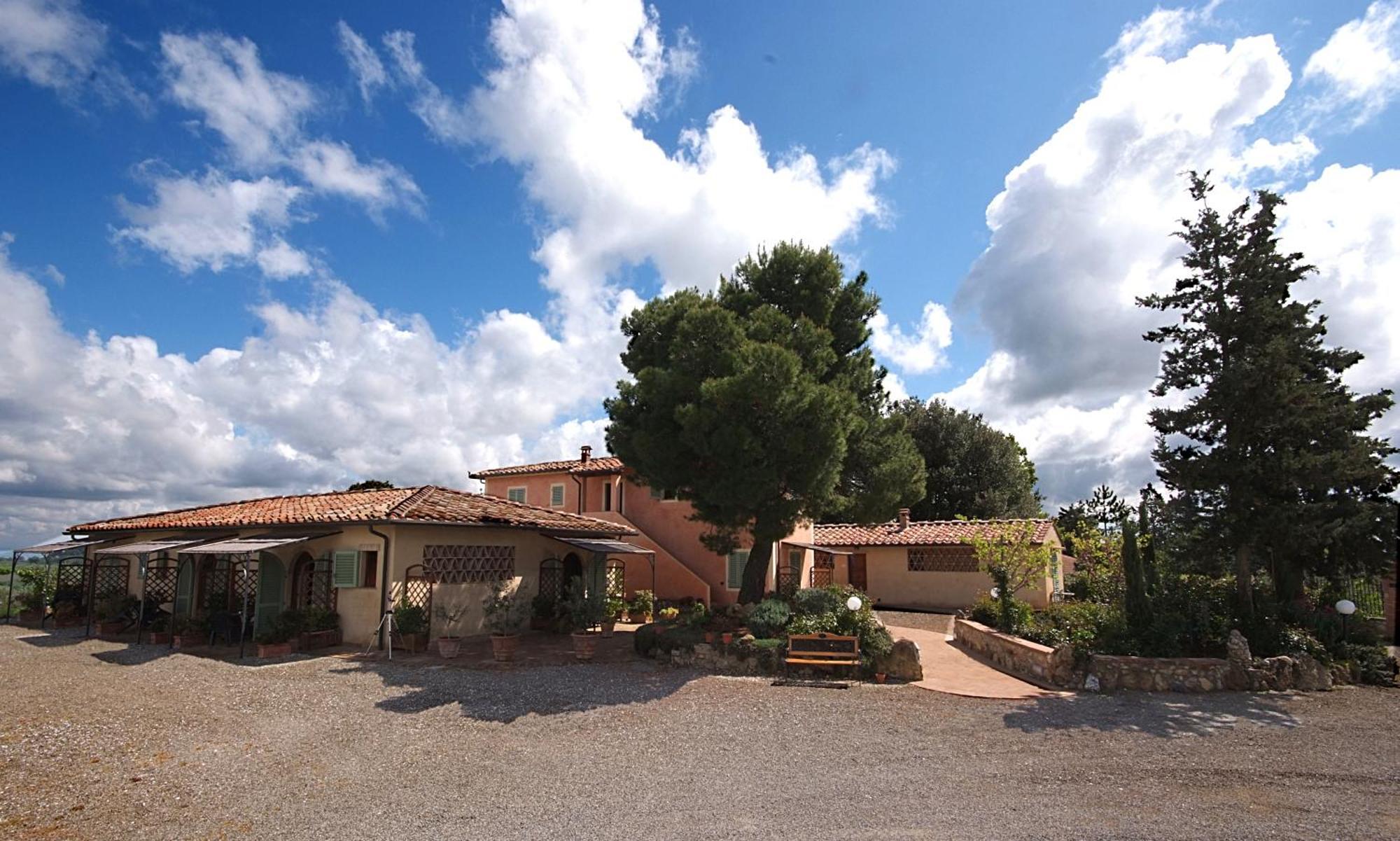 Antico Borgo Il Cardino Bed and Breakfast Σαν Τζιμινιάνο Εξωτερικό φωτογραφία